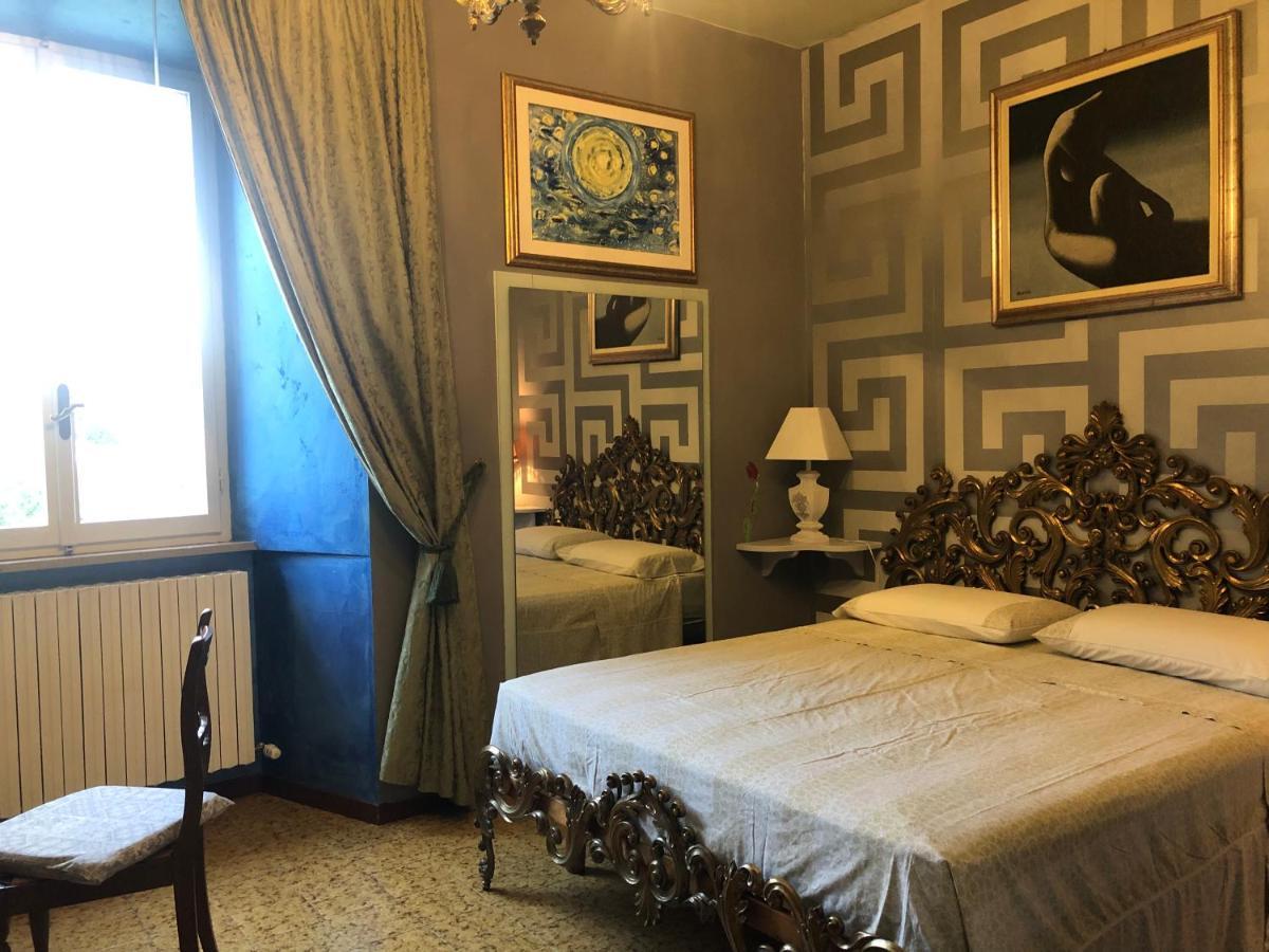 La Finestra Sul Fiume Bed & Breakfast Fossombrone Bagian luar foto