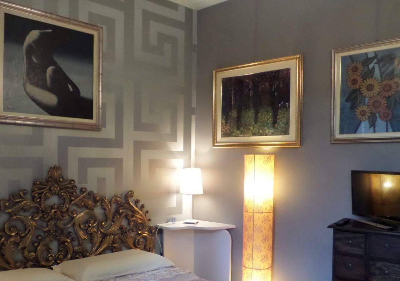 La Finestra Sul Fiume Bed & Breakfast Fossombrone Bagian luar foto