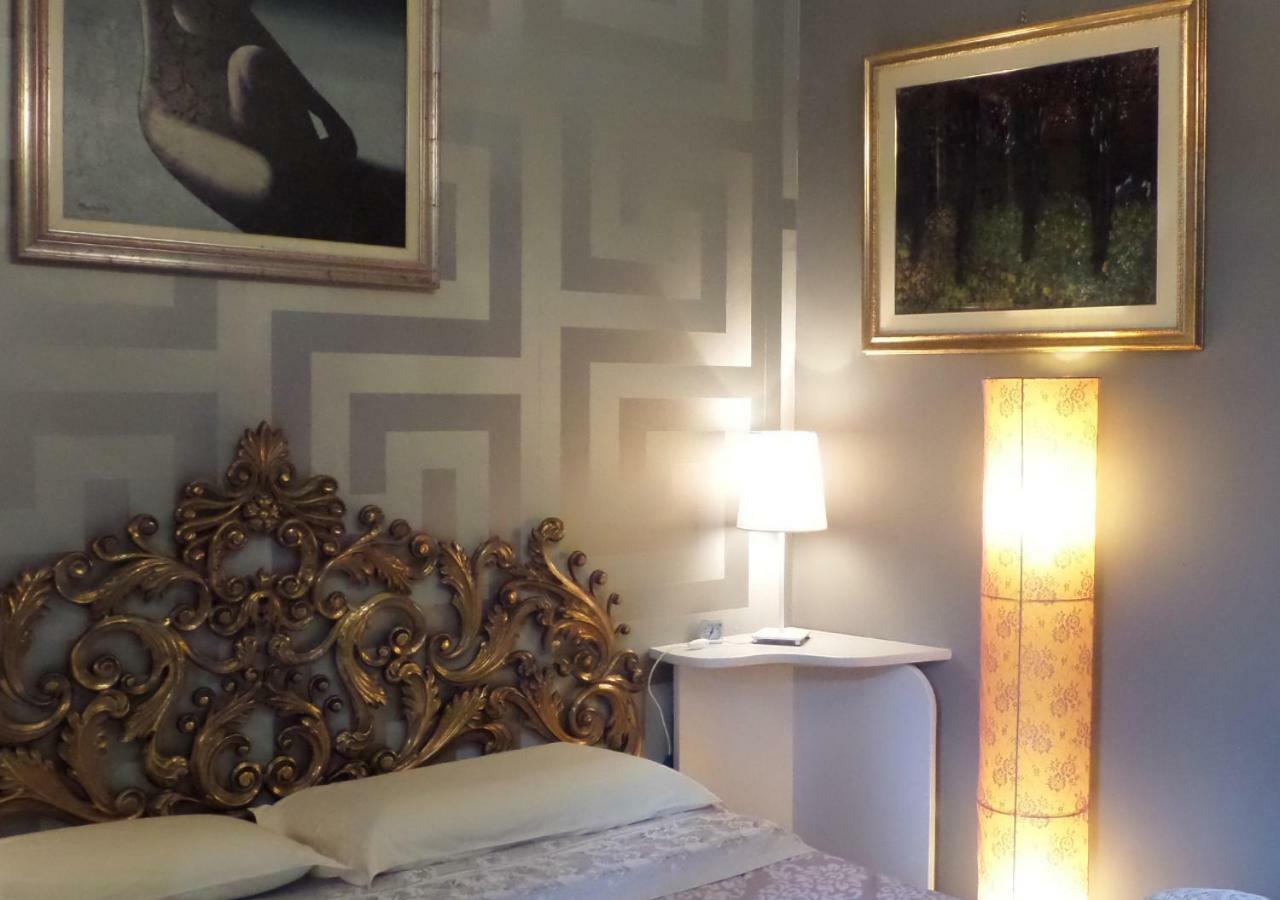 La Finestra Sul Fiume Bed & Breakfast Fossombrone Bagian luar foto